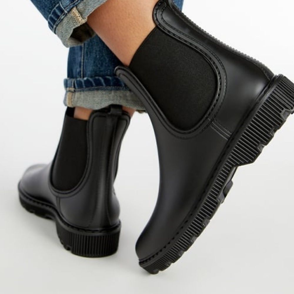 JUST FAB - DIXIE RAIN BOOT in Black